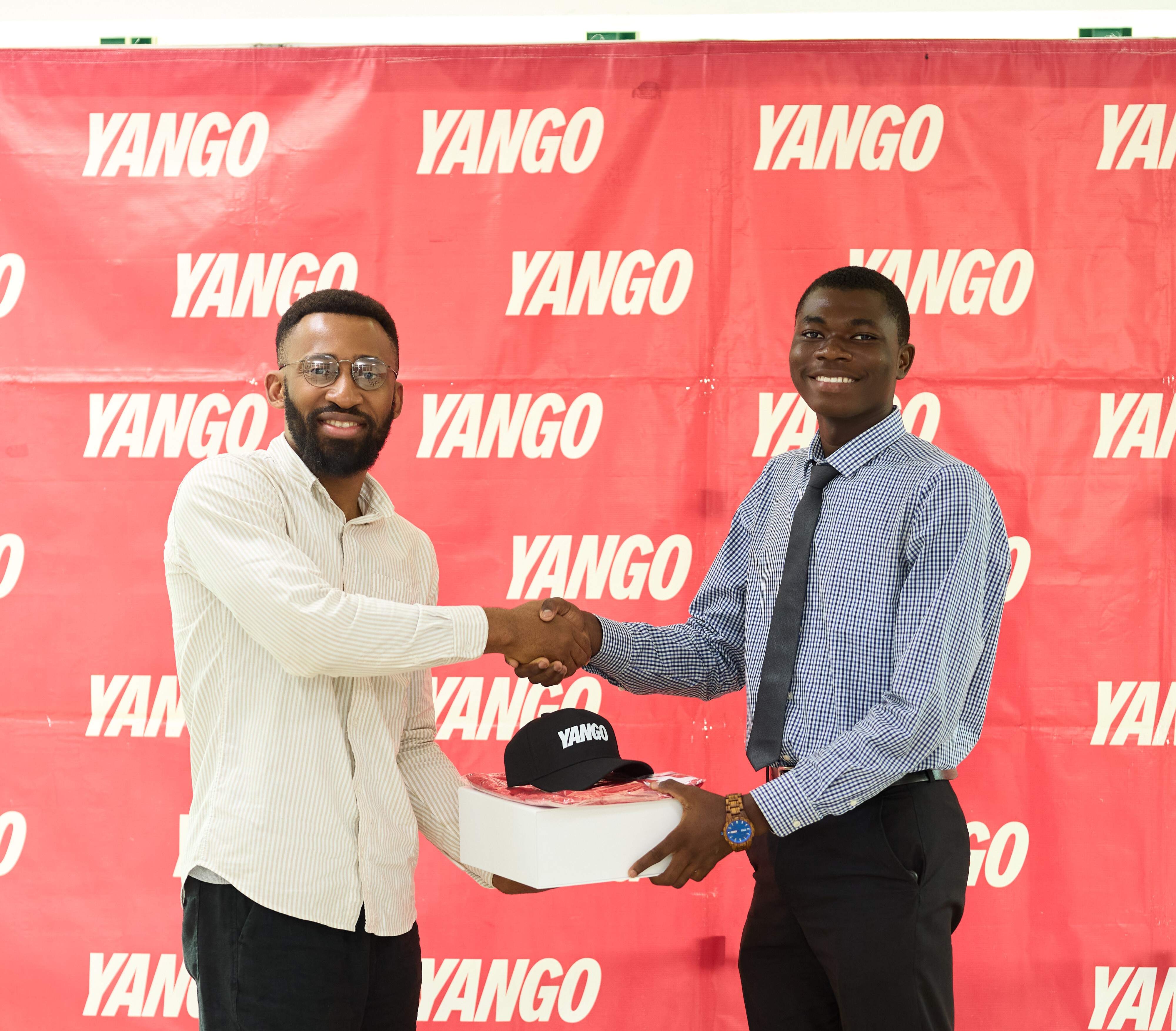 Receiving award at Yango STEM Fellowship